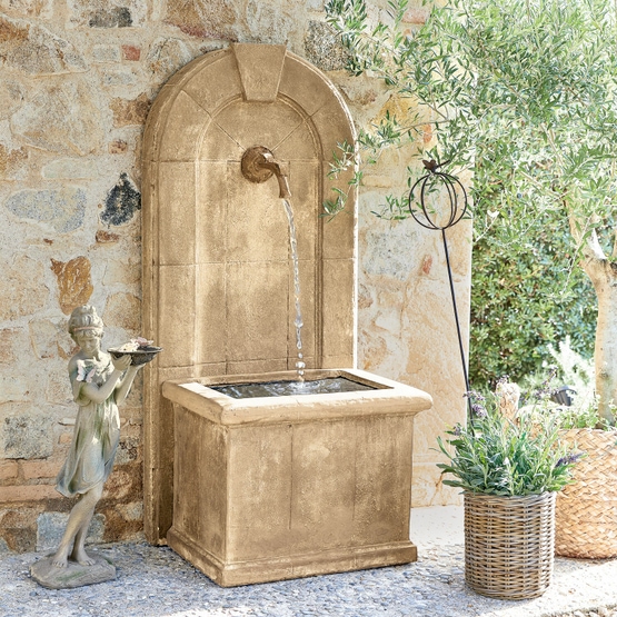 Fontaine Ginette beige vieilli